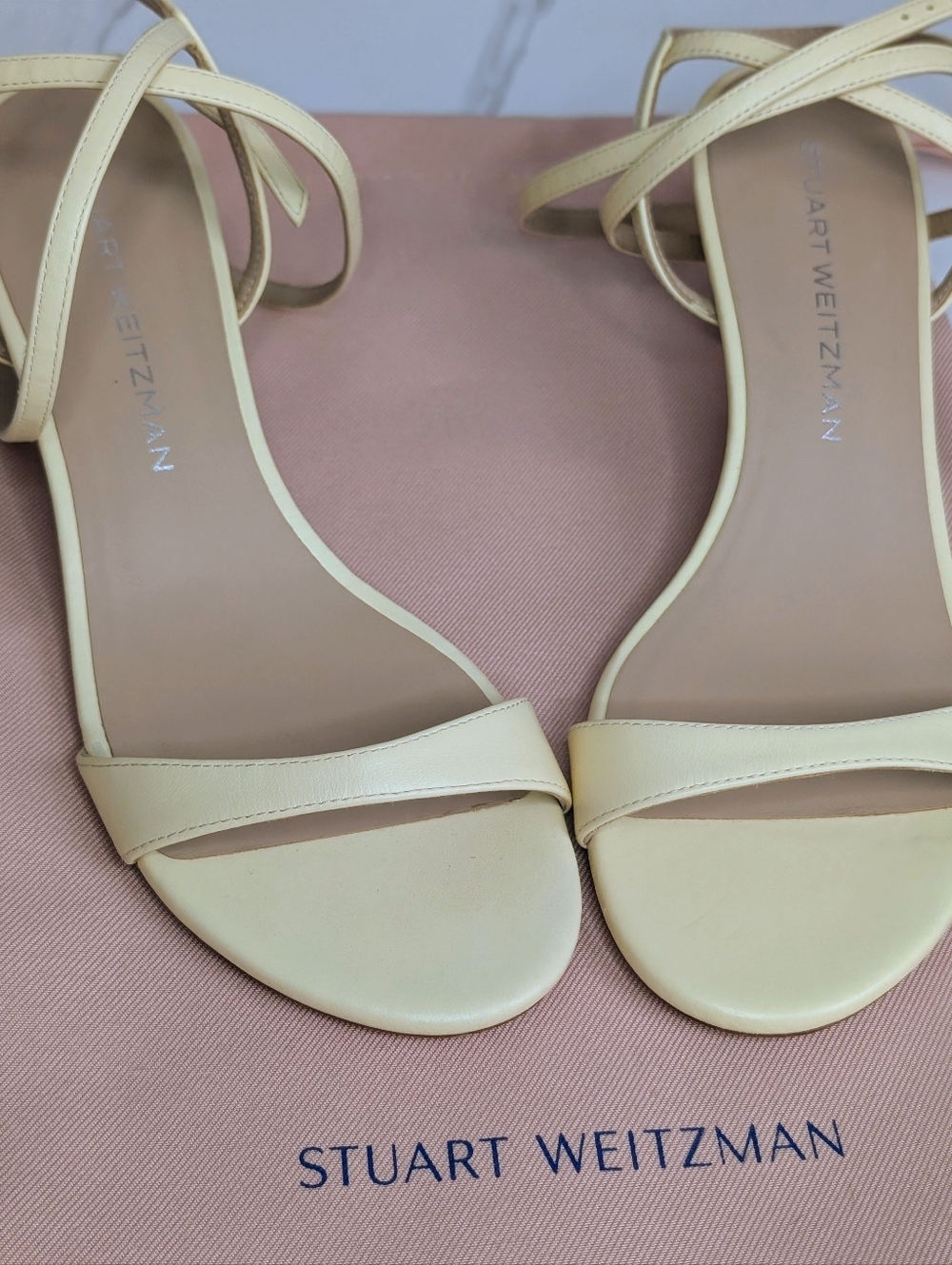 Stuart Weitzman Nudist Wrap Sandal Heels 8 Lemon Chiffon Strappy Kitten Heel - Picture 8 of 11